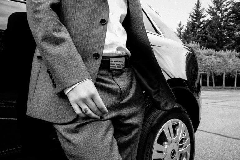 suit-923133_960_720