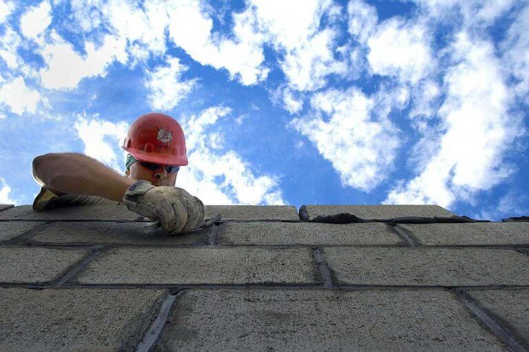 Hardhat-Clouds-Construction-Sky-Brick-Layer-Man-78113_compressor